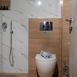 Acta Luxury