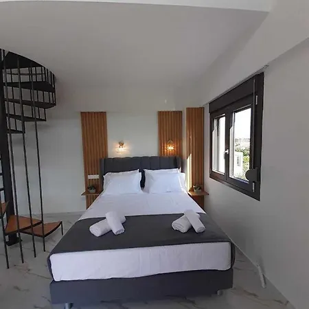 Acta Luxury Guest house *