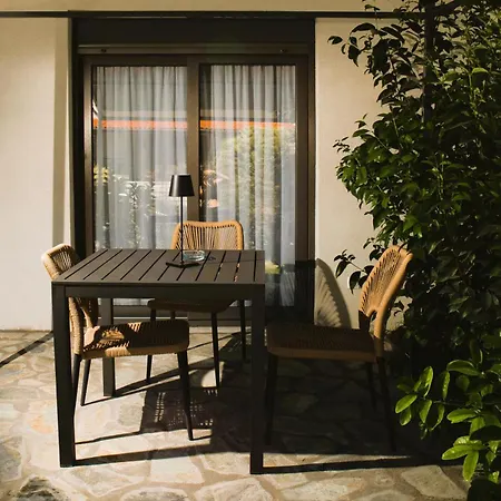 Acta Luxury Guest house *