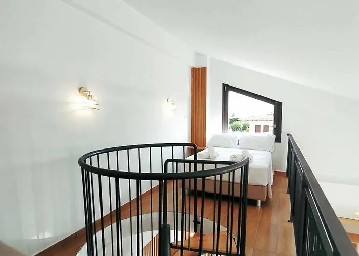 Acta Luxury